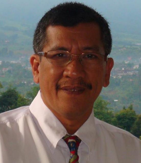 Kabag Humas Pemkab Kuti Timur, Mucthar