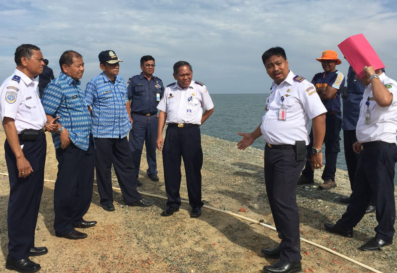 Tim Litbang Kementerian Perhubungan Meninjau pelabuhan Kenyamukan