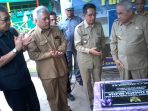 Isran Noor Bantu Pedagang Pasar Tradisional Sangsel Rp 600 Juta