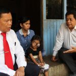 Asisten Kesra Jenguk Bocah Penderita Tumor Ganas