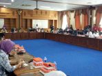 Ratusan Elemen Masyarakat kembali Hearing DPRD dan Pemkab Kutim