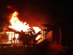 Rumah Tunggal Di Gang Ampera Musnah Terbakar