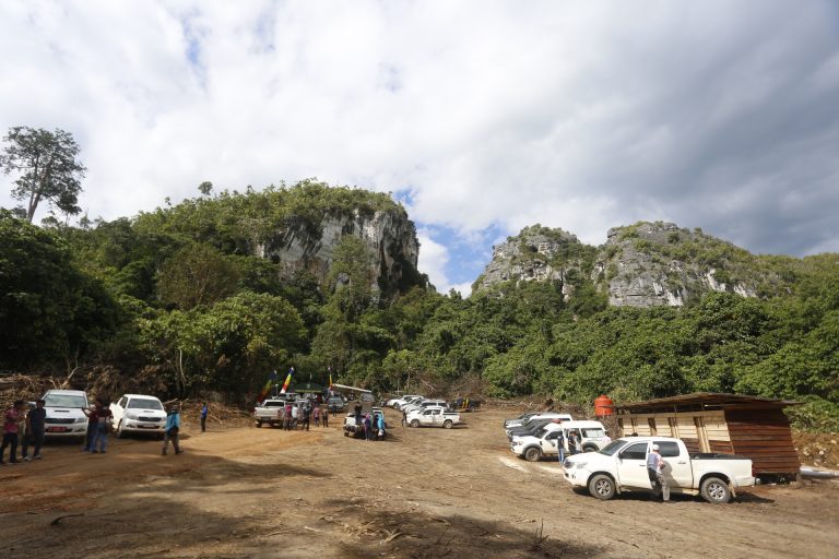 F-PEMANDANGAN MANGKURIS-IRFAN (2)