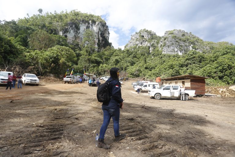 F-PEMANDANGAN MANGKURIS-IRFAN (3)