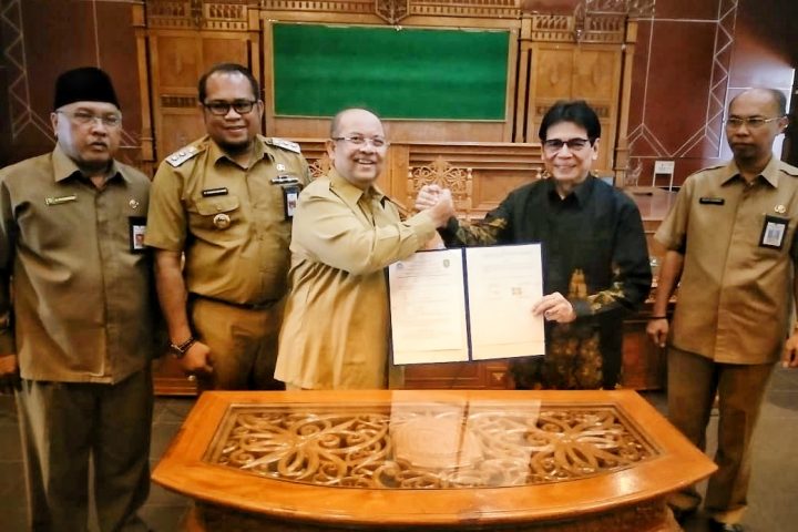 UNU Kaltim Tandatangani Kesepakatan Dengan Pemkab Kutim