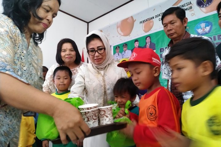 Bunda PAUD Apresiasi Gerakan Minum Susu di Sangatta Selatan