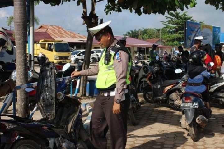 Polres Kutim Razia OPM, Sasar Tujuh Pelanggaran