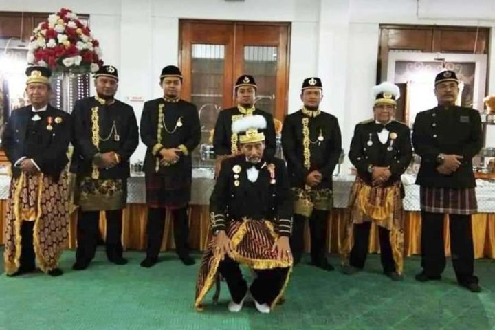 Datasemen Remaong Kutai Turut Terlibat Prosesi Erau Adat