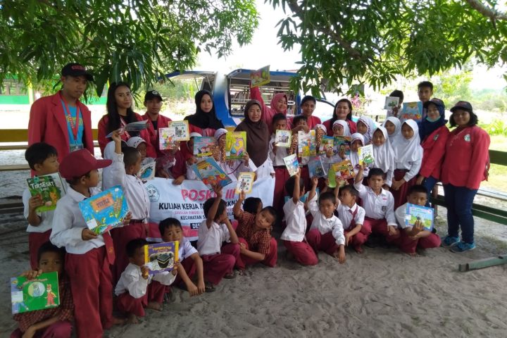 KKN ke VIII STIENUS Sangatta Membuka Wawasan Siswa