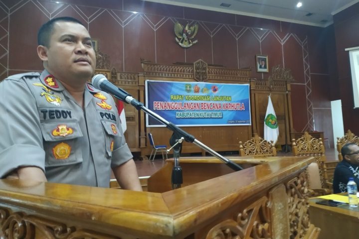 TNI dan Polri Tetap Utamakan Kewajiban Tangani Karhutla