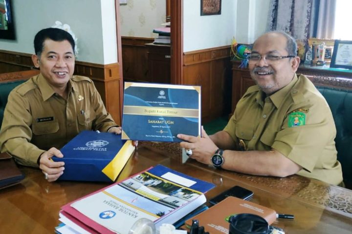 Bupati Ismunandar Tersanjung Terpilih Jadi Sahabat UGM