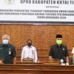 Pemkab Kutim Tanggapi Pandangan Fraksi Terkait LKPJ Bupati 2020
