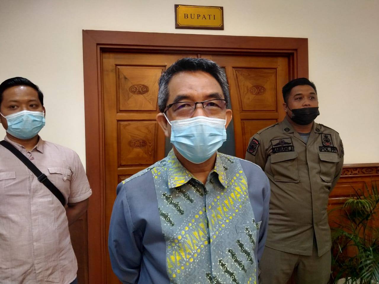 Pemkab Kutim Menyediakan Anggaran Rp6 MIlliar Untuk Pengadaan Seragam Untuk Siswa