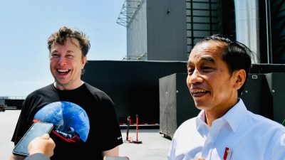 Presiden Jokowi Temui Elon Musk di Space X