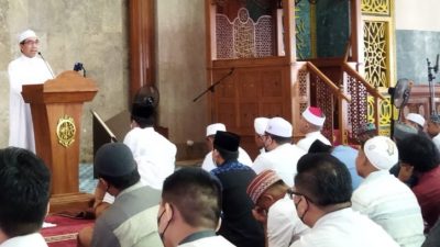Idul Adha Pejabat Kutim Sholat di Masjid Berbeda Bersama Warga