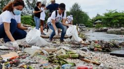 Riset: Mayoritas Orang Dukung Aturan untuk Akhiri Polusi Plastik
