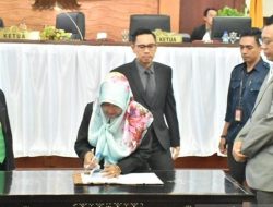 DPRD Umumkan Pemberhentian Gubernur dan Wagub NTB