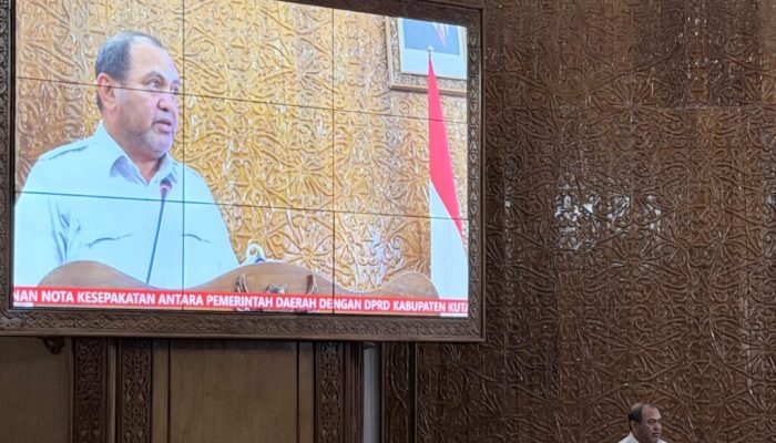 Pemkab Kutim Jawab Pandangan Fraksi, Tegaskan Komitmen Transparansi Belanja APBD 2026