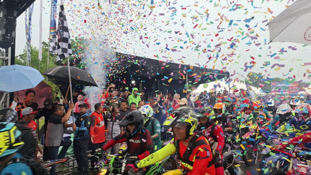 Ajang Off-Road Nasional: Jelajah Alam Sangatta (Jelas) Seri ke-7 Pecahkan Rekor Peserta, Medan Bertambah Ekstrem Akibat Hujan