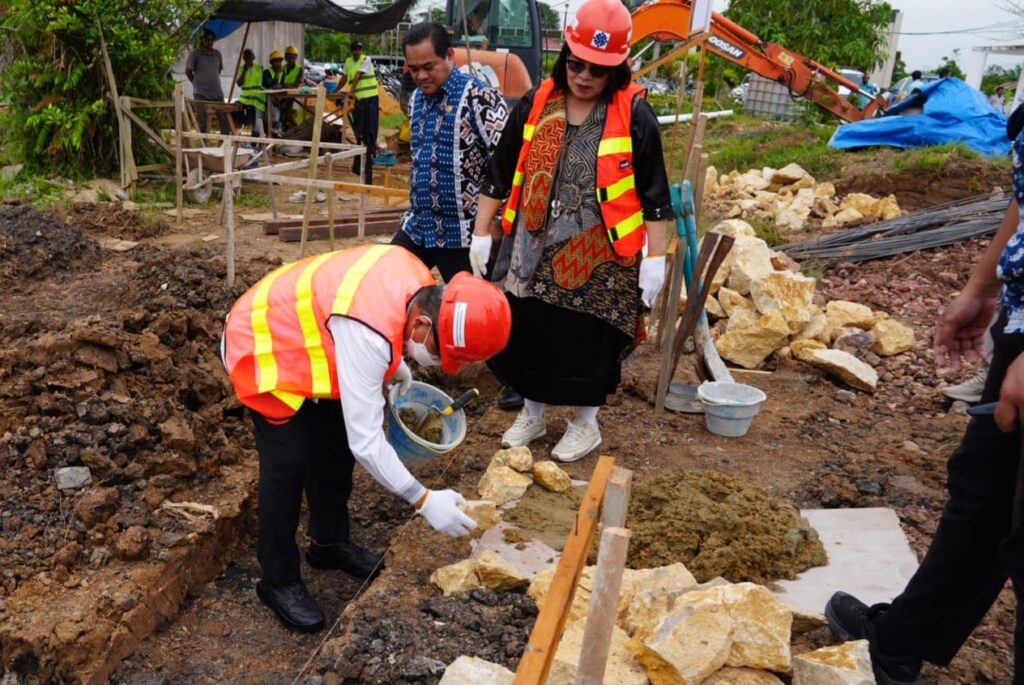 Bupati Kutim Groundbreaking Masjid Baitul Ilmi, Diapresiasi Dukungan CSR KPC
